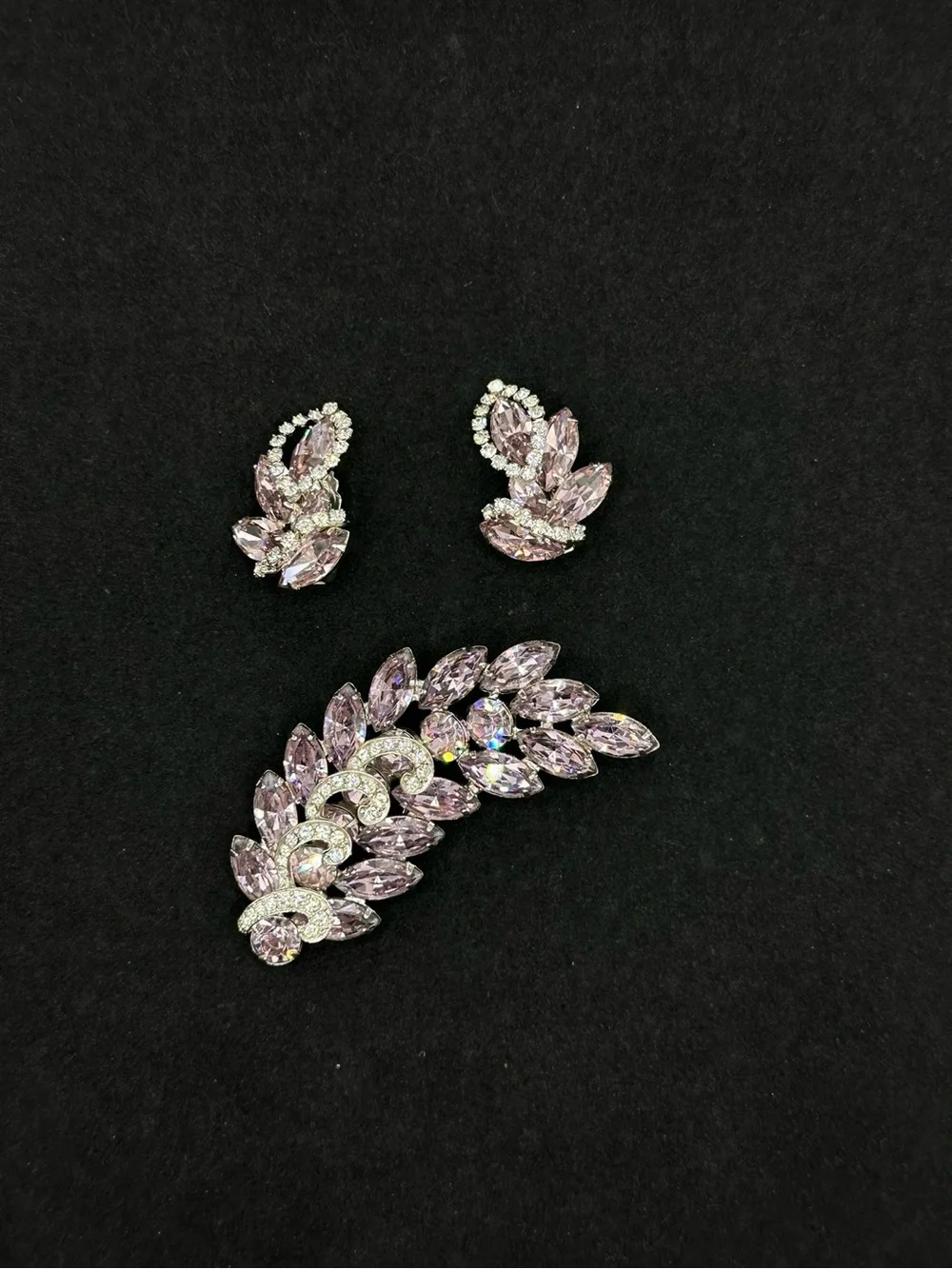 Vintage Weiss Lavender Crystal Leaf Brooch and Earring Set - Women Jewelry
